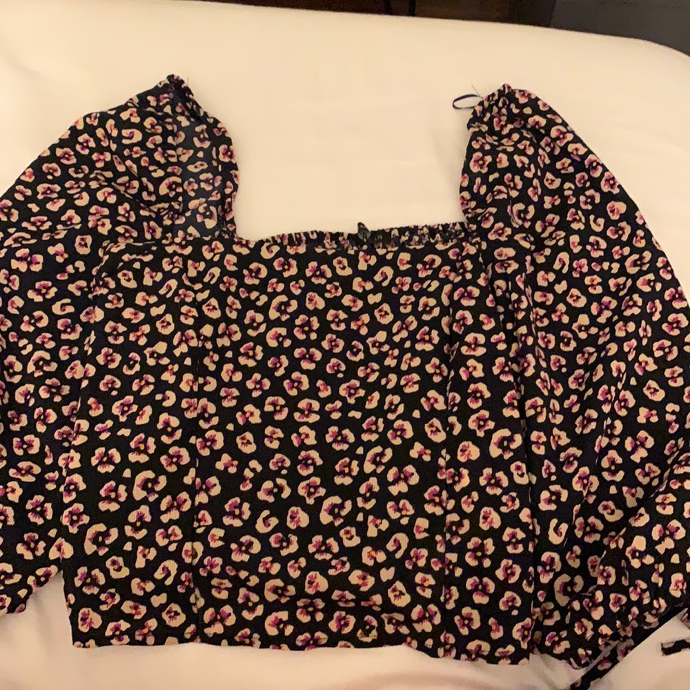 Crop top